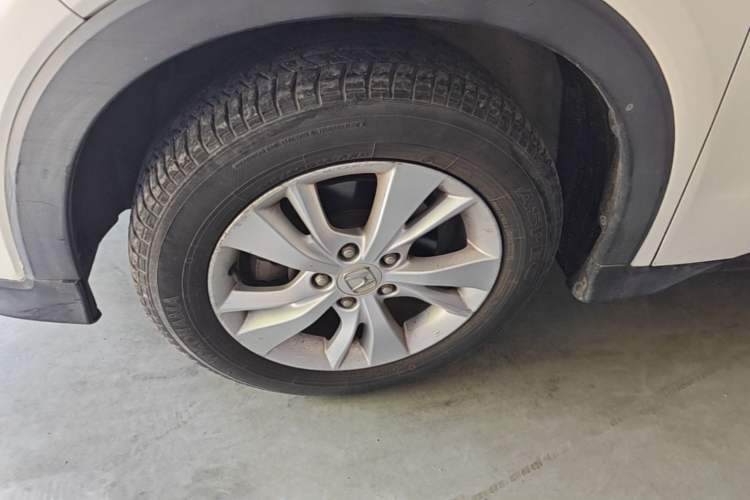 Used Honda Vezel 2015 1.5L CVT two-wheel drive Comfort trim Left Front Wheel Hub