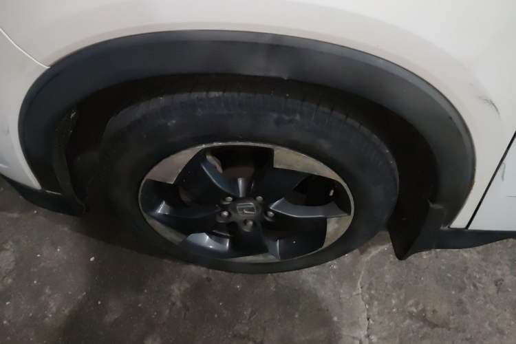 Used Honda Vezel 2015 1.8L CVT 2WD Luxury Model Left Front Wheel Hub