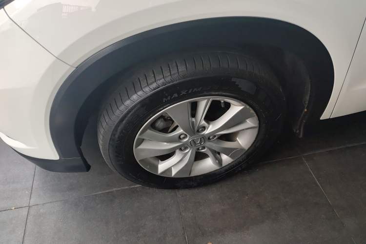 Used Honda Vezel 2015 1.8L CVT 2WD Elite Model Left Front Wheel Hub