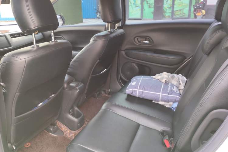 Used Honda Vezel 2015 1.5L CVT two-wheel drive Comfort trim Left Rear Seat