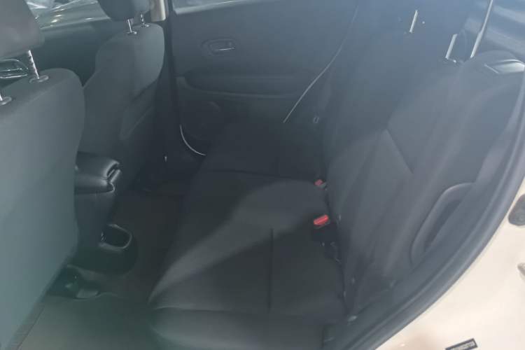 Used Honda Vezel 2015 1.5L CVT two-wheel drive Comfort trim Left Rear Seat