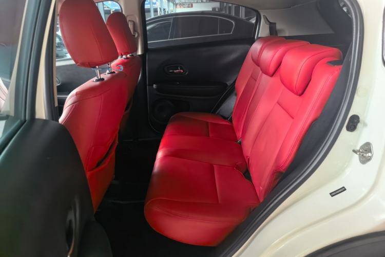 Used Honda Vezel 2015 1.5L CVT two-wheel drive Comfort trim Left Rear Seat