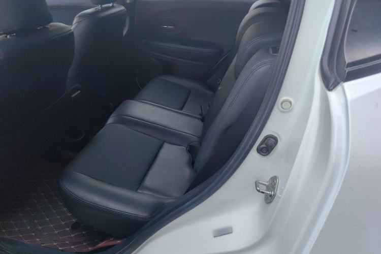 Used Honda Vezel 2015 1.5L CVT two-wheel drive Comfort trim Left Rear Seat