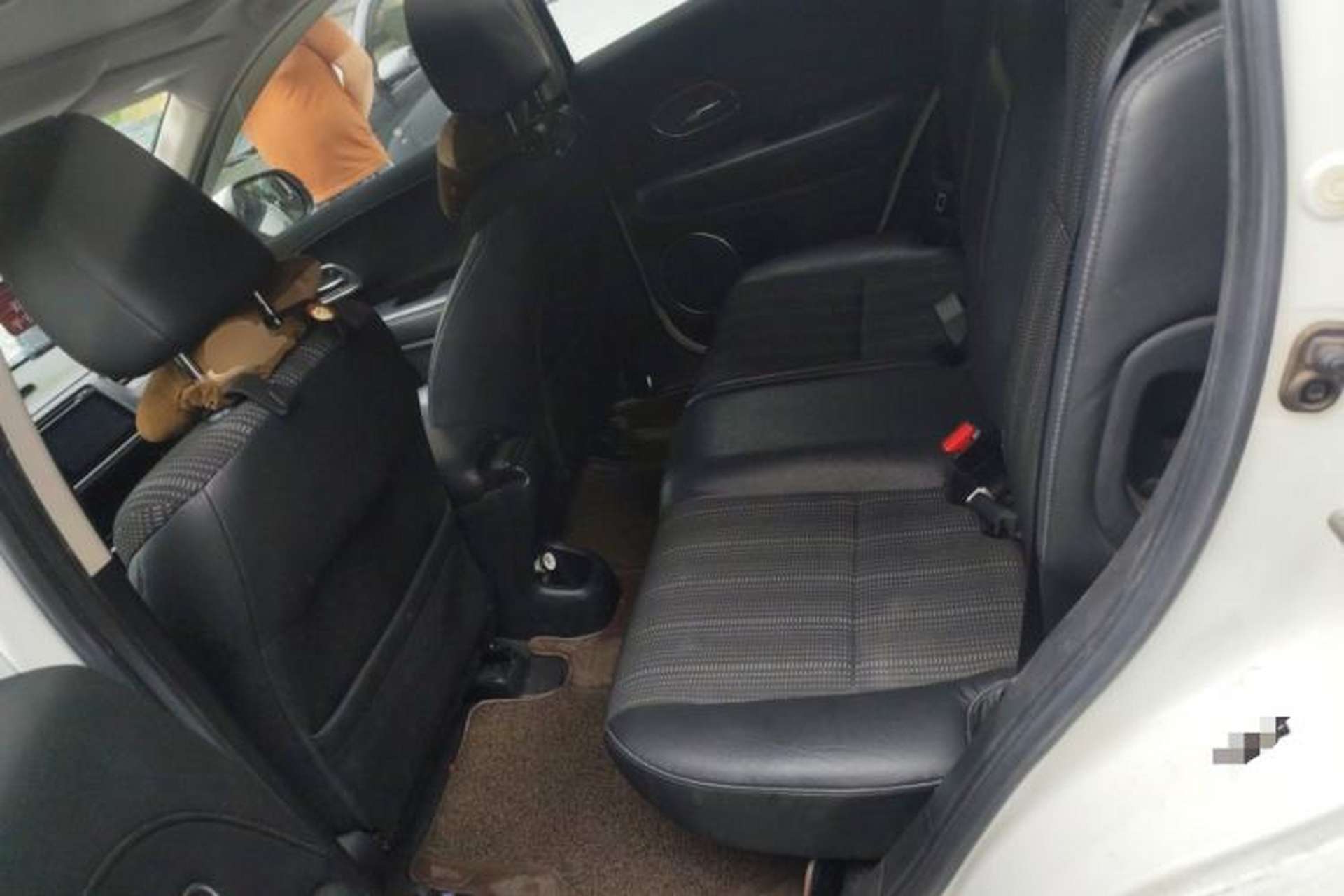 Used Honda Vezel 2015 1.8L CVT 2WD Luxury Model Left Rear Seat
