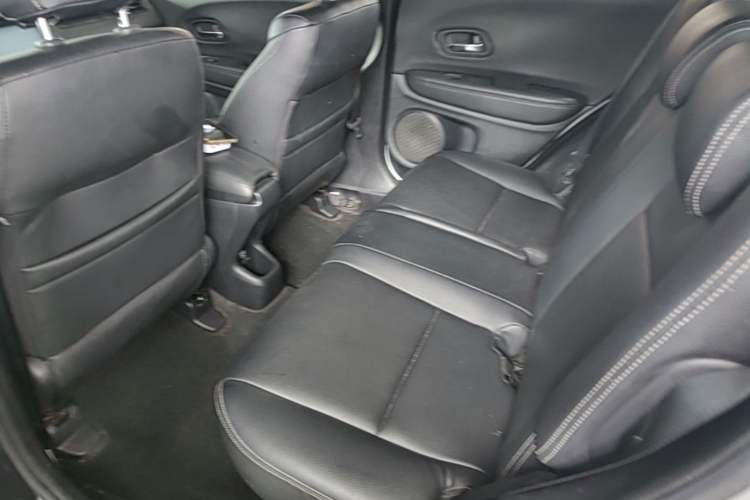 Used Honda Vezel 2015 1.5L CVT two-wheel drive Comfort trim Left Rear Seat