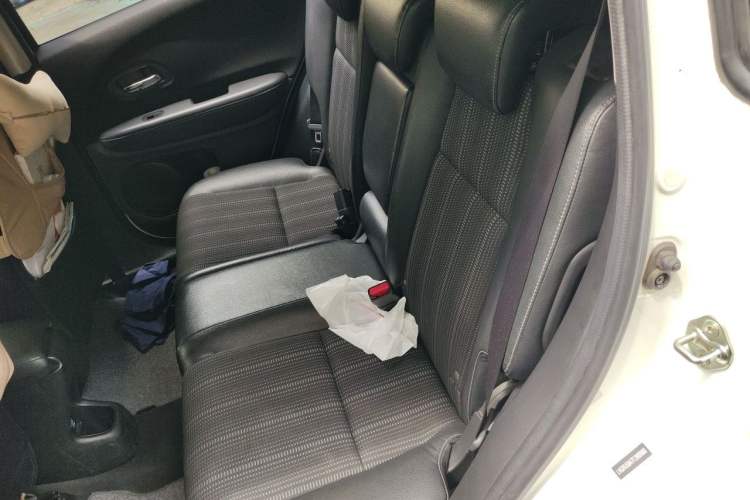 Used Honda Vezel 2015 1.8L CVT 2WD Elite Model Left Rear Seat