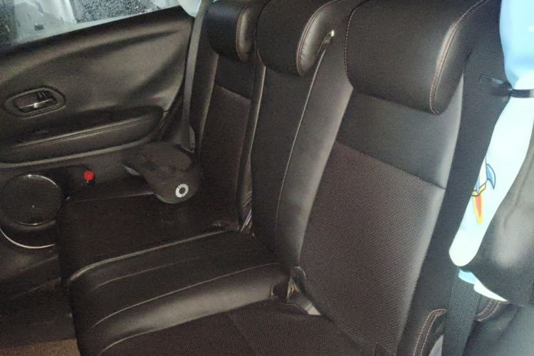 Used Honda Vezel 2015 1.5L CVT two-wheel drive Comfort trim Left Rear Seat