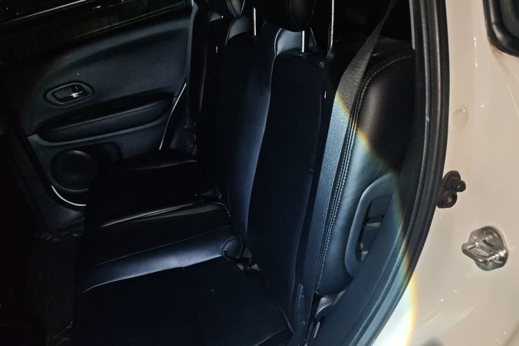 Used Honda Vezel 2015 1.5L CVT two-wheel drive Comfort trim Left Rear Seat
