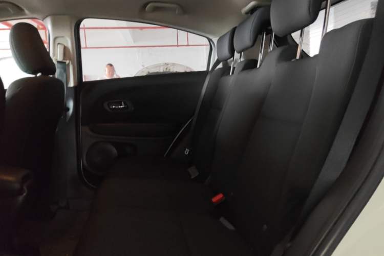Used Honda Vezel 2015 1.5L CVT two-wheel drive Comfort trim Left Rear Seat