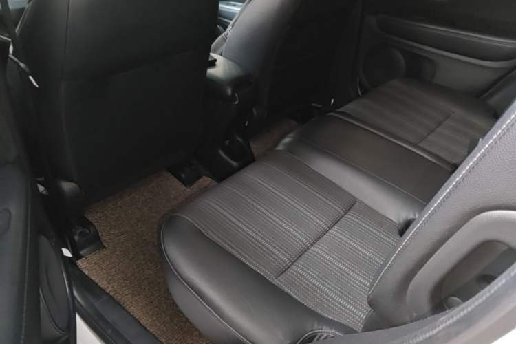 Used Honda Vezel 2015 1.8L CVT 2WD Elite Model Left Rear Seat