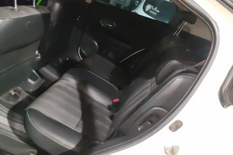Used Honda Vezel 2015 1.8L CVT 2WD Luxury Model Left Rear Seat