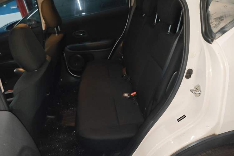 Used Honda Vezel 2015 1.5L CVT two-wheel drive Comfort trim Left Rear Seat