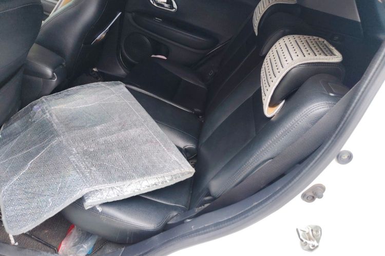 Used Honda Vezel 2015 1.5L CVT two-wheel drive Comfort trim Left Rear Seat