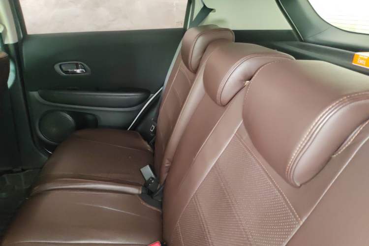 Used Honda Vezel 2015 1.5L CVT two-wheel drive Comfort trim Left Rear Seat