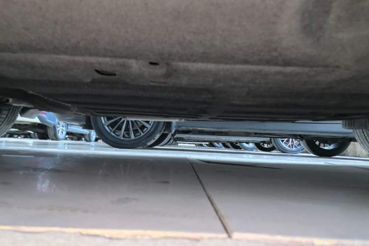 Used Honda Vezel 2015 1.5L CVT two-wheel drive Comfort trim Left Side Sill