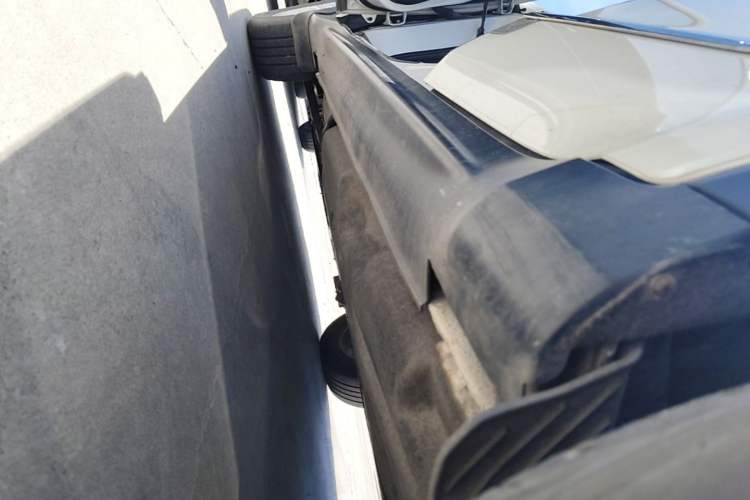 Used Honda Vezel 2015 1.5L CVT two-wheel drive Comfort trim Left Side Sill