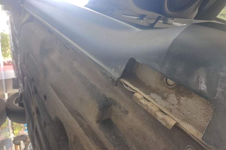 Used Honda Vezel 2015 1.8L CVT 2WD Elite Model Left Side Sill