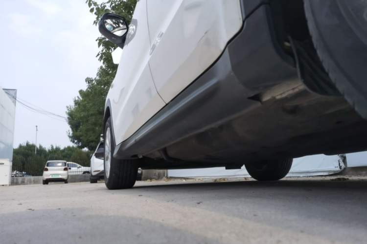 Used Honda Vezel 2015 1.5L CVT two-wheel drive Comfort trim Left Side Sill