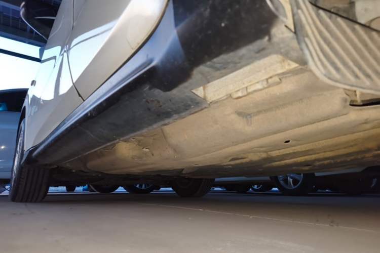 Used Honda Vezel 2015 1.5L CVT two-wheel drive Comfort trim Left Side Sill