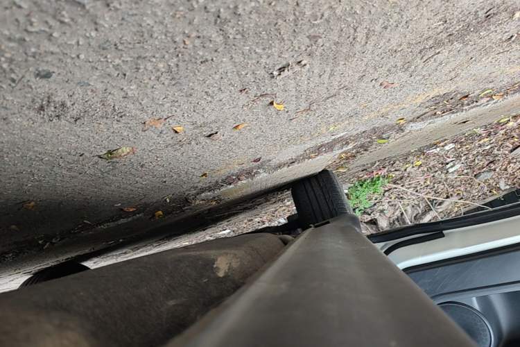 Used Honda Vezel 2015 1.5L CVT two-wheel drive Comfort trim Left Side Sill