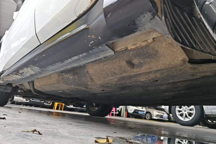 Used Honda Vezel 2015 1.8L CVT 2WD Elite Model Left Side Sill