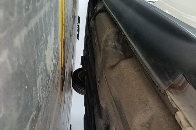 Used Honda Vezel 2015 1.5L CVT two-wheel drive Comfort trim Left Side Sill
