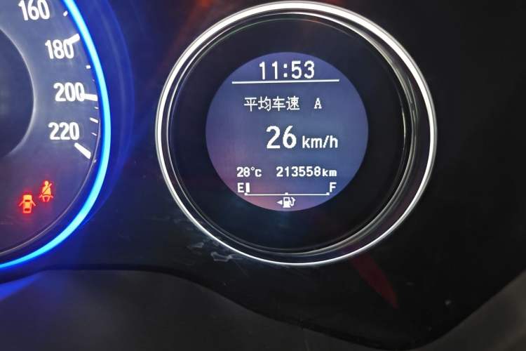 Used Honda Vezel 2015 1.8L CVT 2WD Luxury Model Odometer Close Up