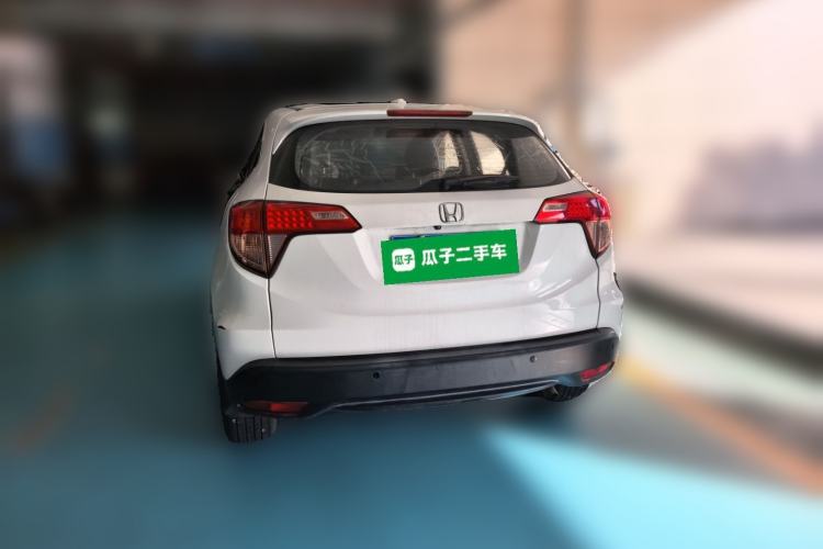 Used Honda Vezel 2015 1.5L CVT two-wheel drive Comfort trim Rear