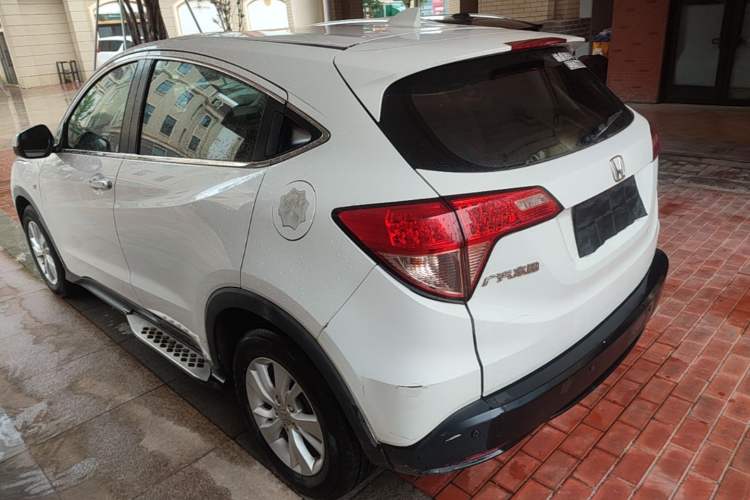 Used Honda Vezel 2015 1.5L CVT two-wheel drive Comfort trim Rear Left 45 Deg