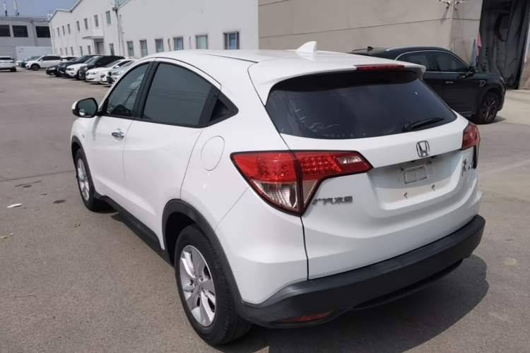 Used Honda Vezel 2015 1.5L CVT two-wheel drive Comfort trim Rear Left 45 Deg