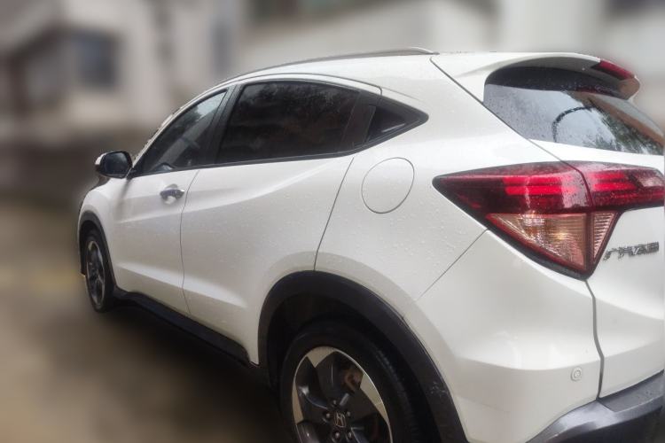 Used Honda Vezel 2015 1.8L CVT Four-Wheel Drive Flagship Model Rear Left 45 Deg