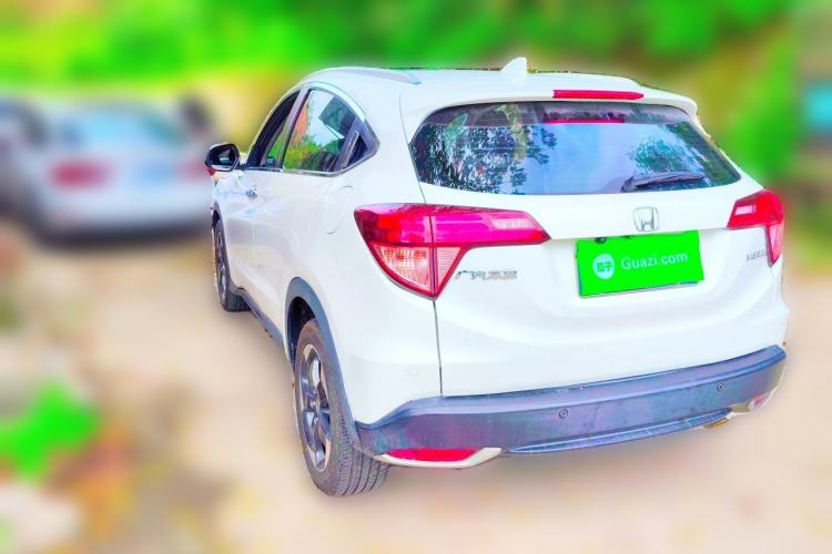 Used Honda Vezel 2015 1.8L CVT 2WD Luxury Model Rear Left 45 Deg
