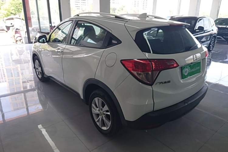 Used Honda Vezel 2015 1.5L CVT two-wheel drive Comfort trim Rear Left 45 Deg