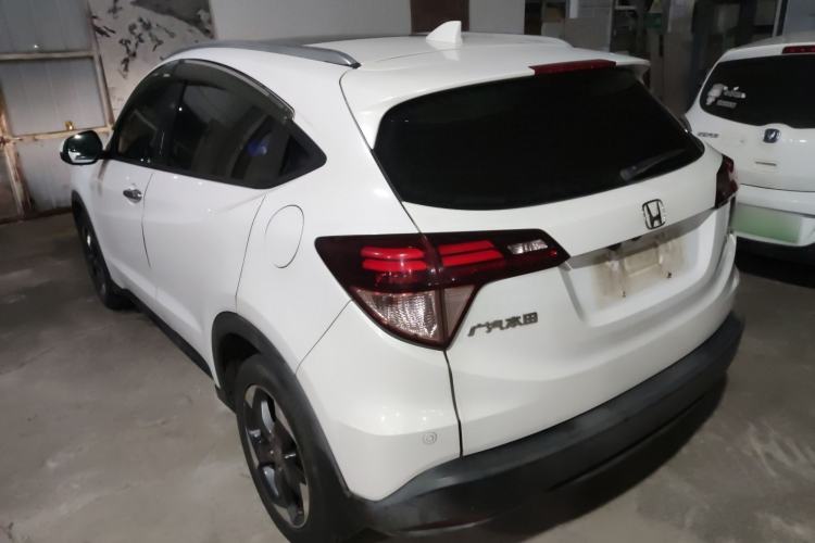 Used Honda Vezel 2015 1.8L CVT 2WD Luxury Model Rear Left 45 Deg
