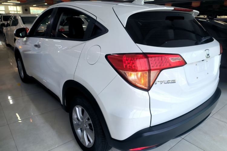Used Honda Vezel 2015 1.5L CVT two-wheel drive Comfort trim Rear Left 45 Deg