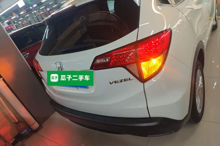 Used Honda Vezel 2015 1.5L CVT two-wheel drive Comfort trim Rear