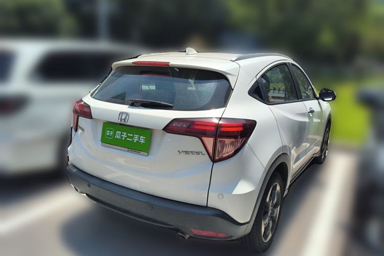 Used Honda Vezel 2015 1.8L CVT 2WD Luxury Model Rear Right 45 Deg