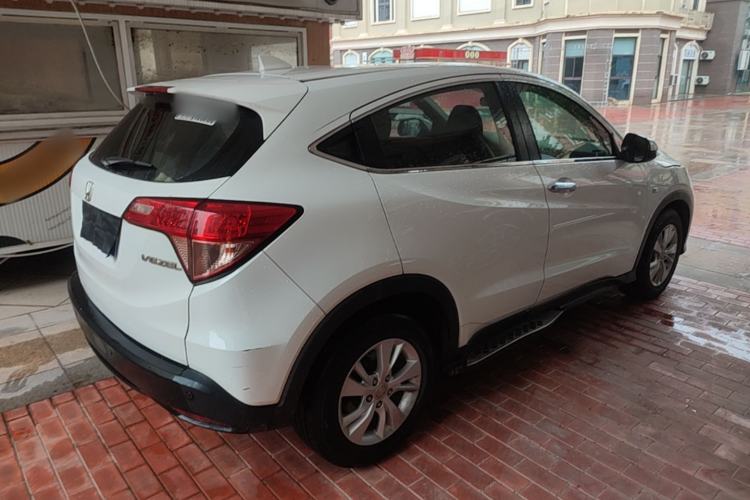 Used Honda Vezel 2015 1.5L CVT two-wheel drive Comfort trim Rear Right 45 Deg