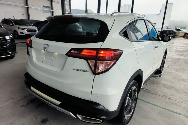Used Honda Vezel 2015 1.8L CVT 2WD Luxury Model Rear Right 45 Deg