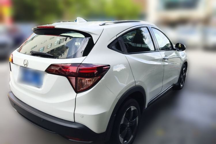 Used Honda Vezel 2015 1.8L CVT 2WD Luxury Model Rear Right 45 Deg