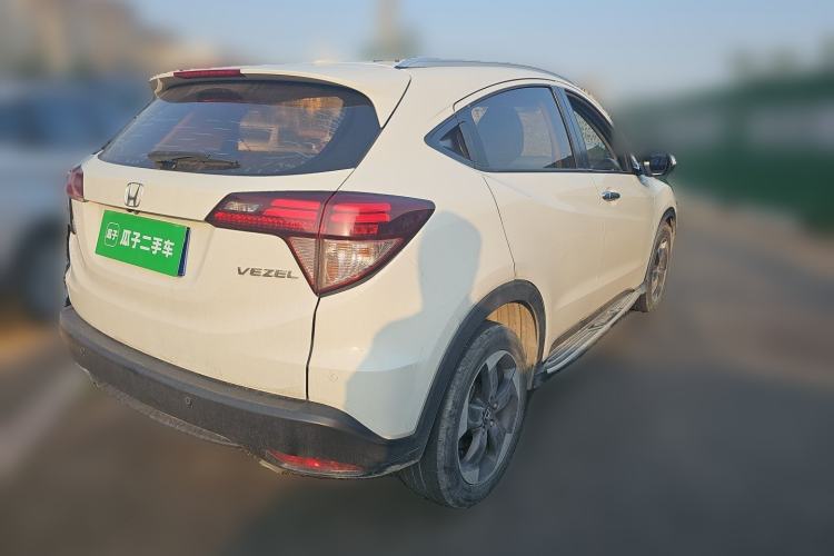 Used Honda Vezel 2015 1.8L CVT 2WD Luxury Model Rear Right 45 Deg
