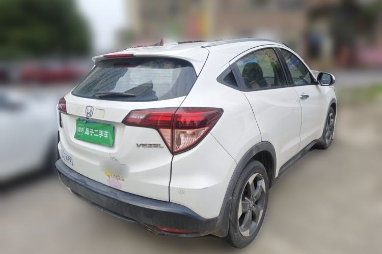 Used Honda Vezel 2015 1.8L CVT 2WD Luxury Model Rear Right 45 Deg