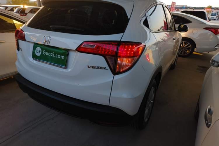 Used Honda Vezel 2015 1.5L CVT two-wheel drive Comfort trim Rear Right 45 Deg