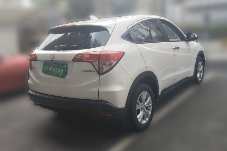 Used Honda Vezel 2015 1.5L CVT two-wheel drive Comfort trim Rear Right 45 Deg