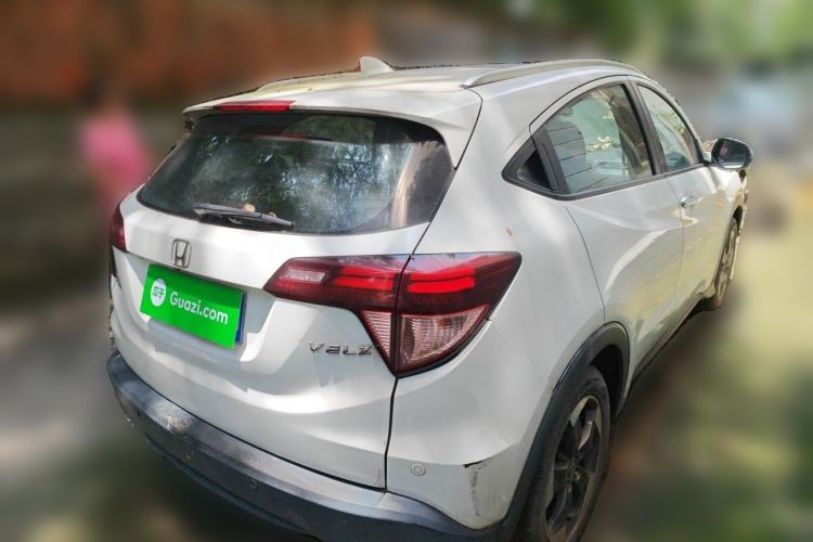 Used Honda Vezel 2015 1.8L CVT 2WD Luxury Model Rear Right 45 Deg