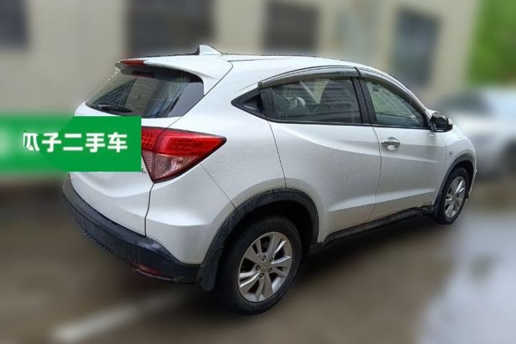 Used Honda Vezel 2015 1.5L CVT two-wheel drive Comfort trim Rear Right 45 Deg