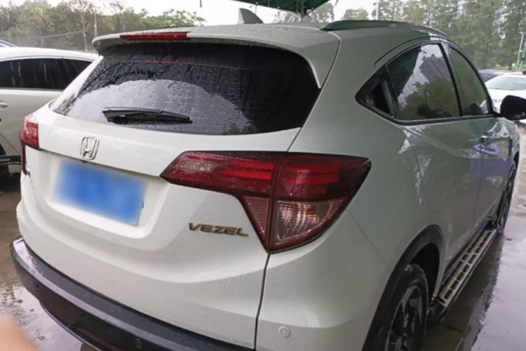 Used Honda Vezel 2015 1.8L CVT 2WD Luxury Model Rear Right 45 Deg