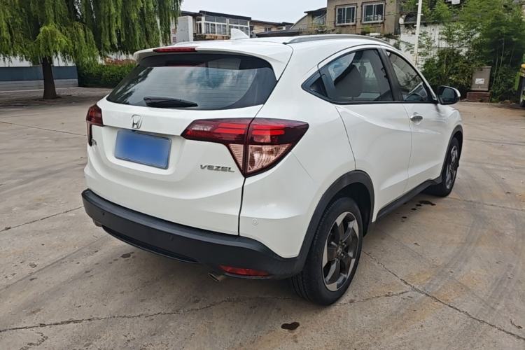 Used Honda Vezel 2015 1.8L CVT 2WD Luxury Model Rear Right 45 Deg