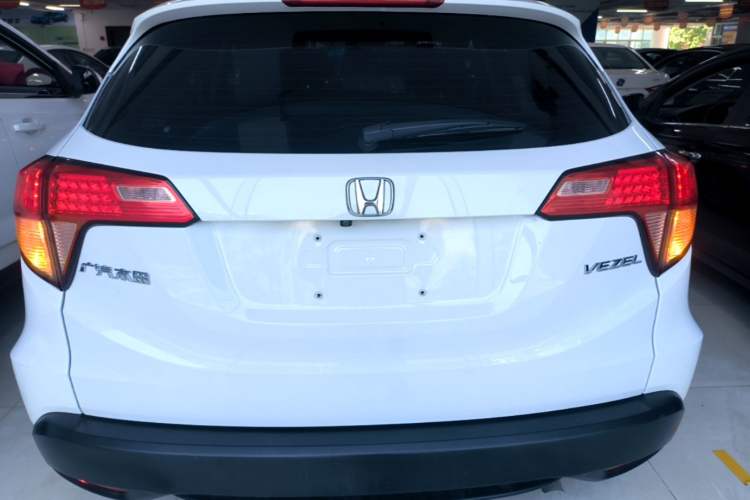 Used Honda Vezel 2015 1.5L CVT two-wheel drive Comfort trim Rear