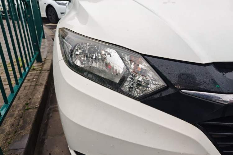 Used Honda Vezel 2015 1.5L CVT two-wheel drive Comfort trim Right Front Headlight